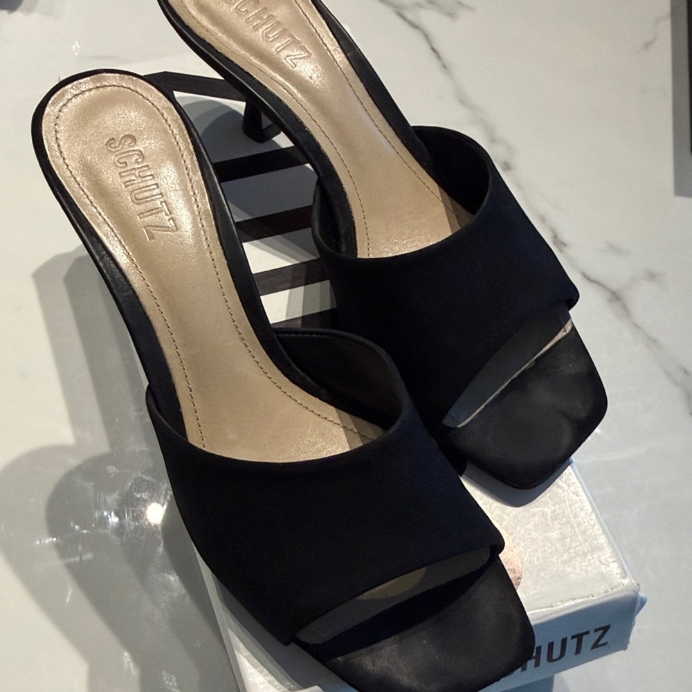 SCHUTZ Black Open-Toe Slide Heels with Square Toe